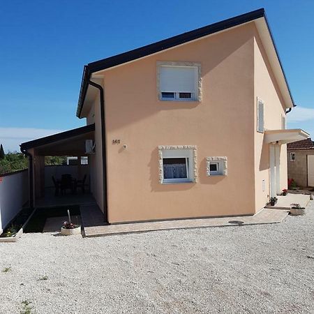Apartmani Luca Fažana Exteriör bild