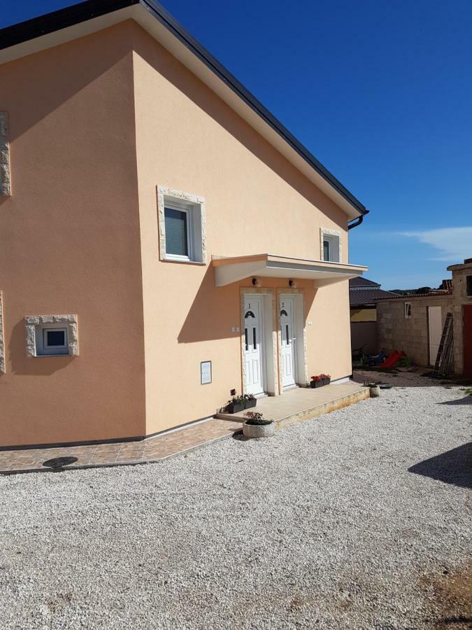 Apartmani Luca Fažana Exteriör bild