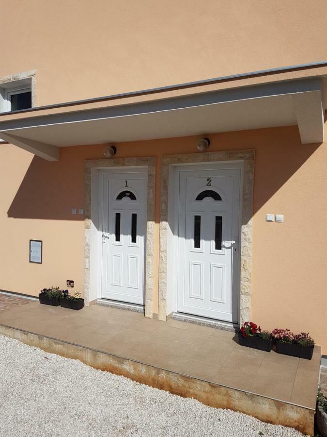 Apartmani Luca Fažana Exteriör bild